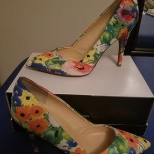 Guess Floral Pumps